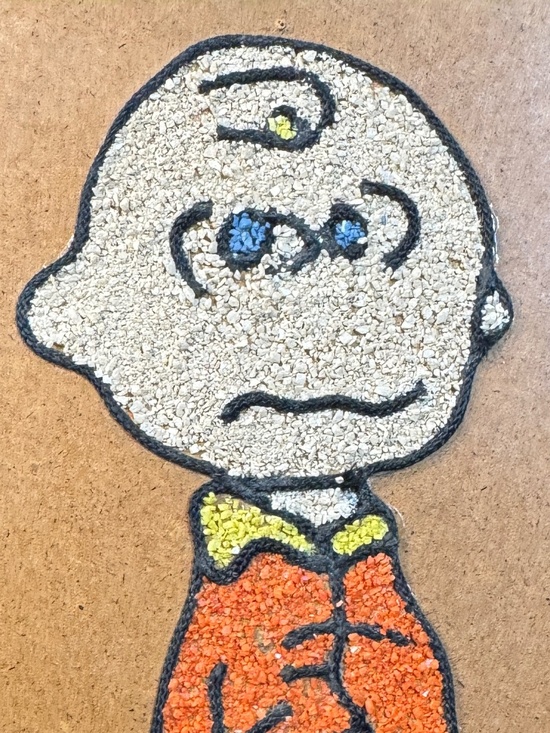 Vintage 1960s Charlie Brown Pebble Art, on Masonite, unframed - Picture 2 of 5